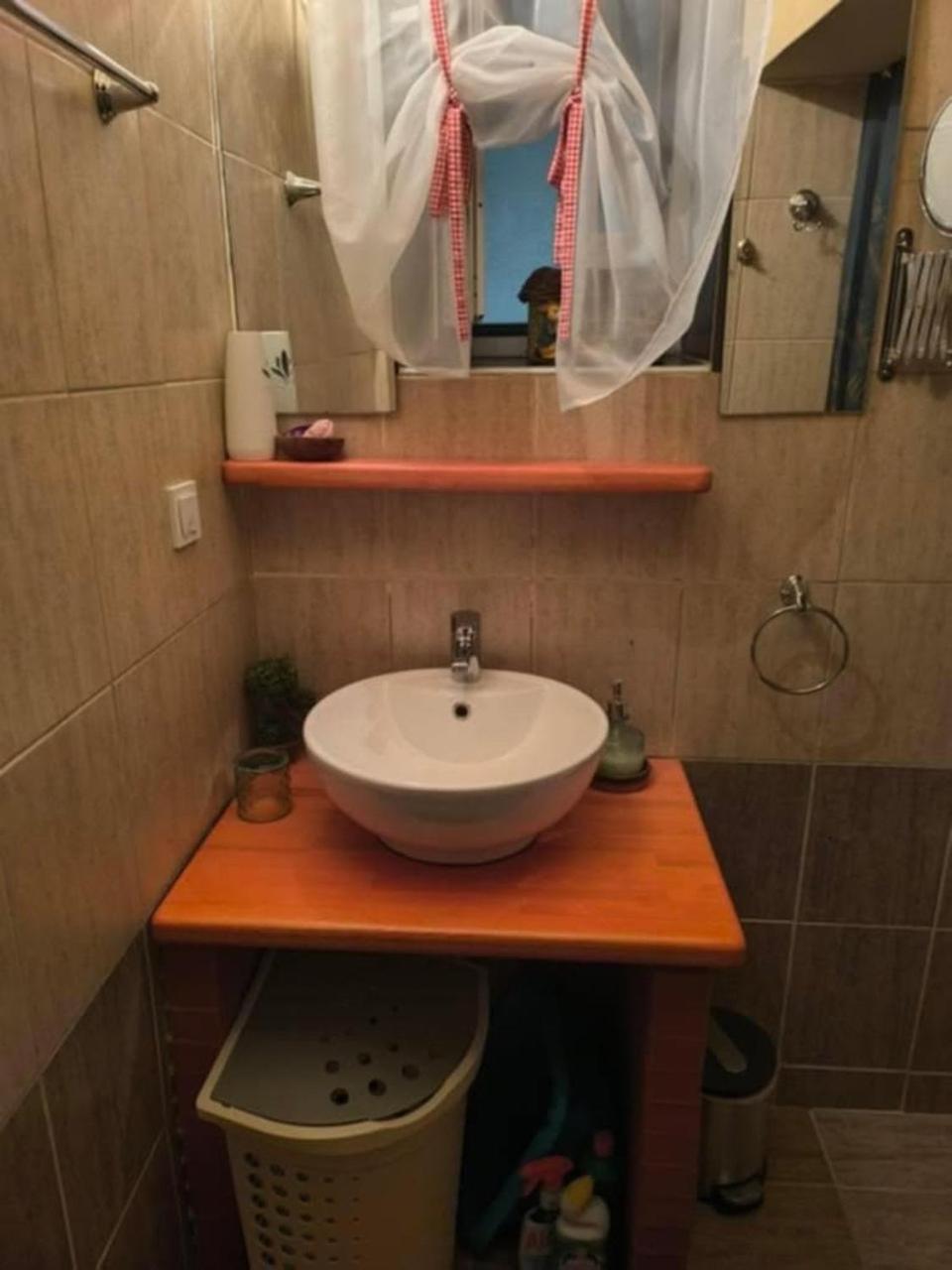 Cozy Apartment Alexandros Near Aqueduct Kavala Bagian luar foto
