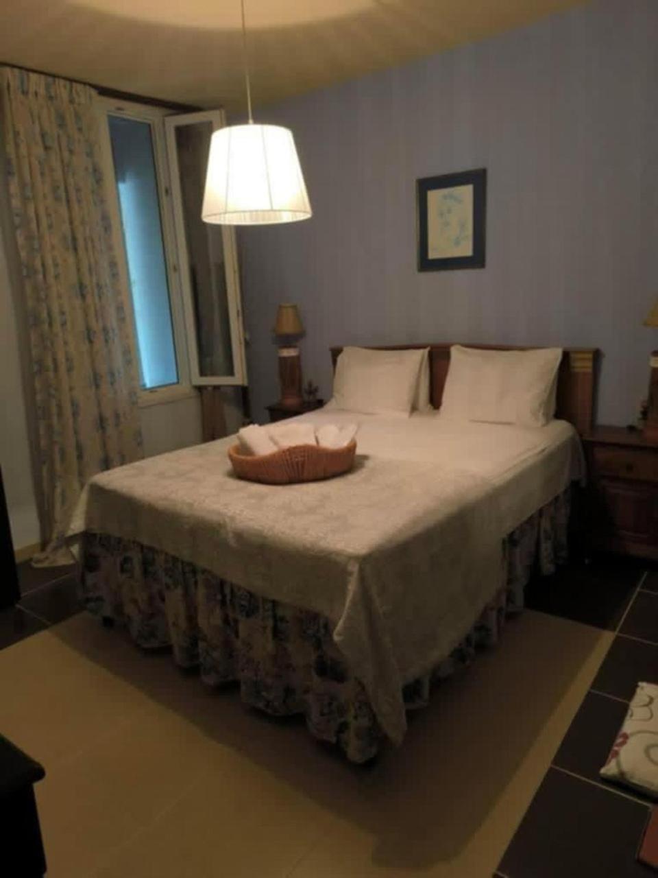Cozy Apartment Alexandros Near Aqueduct Kavala Bagian luar foto